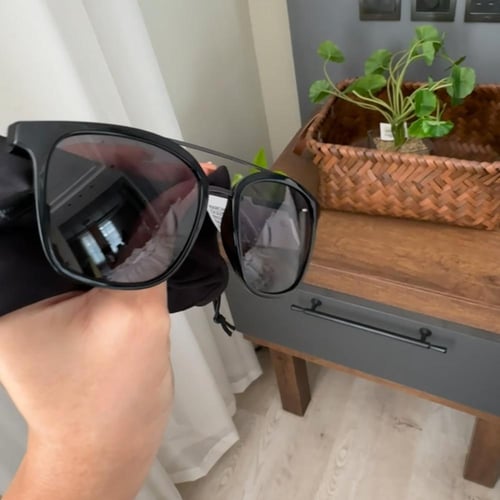 نظاره كيلفن كلاين الرجاليه لون اسود