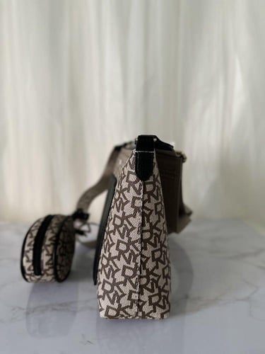 شنطه دكني سقنتشر مع محفظه في الاستراب