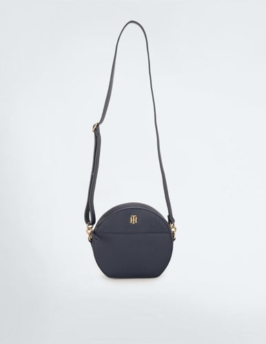 شنطه تومي اليوميه