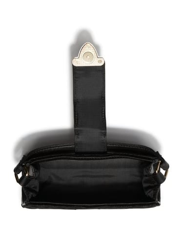 شنطه صغيره قيس كروس بدي قشور لماعه