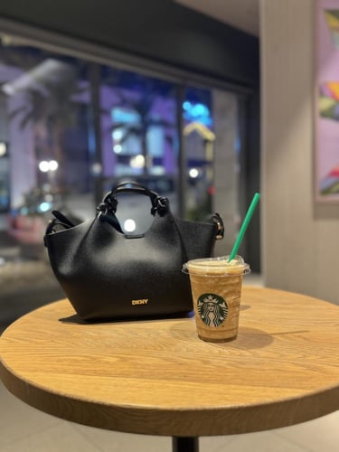 شنطه دكني لون اسود اصلي