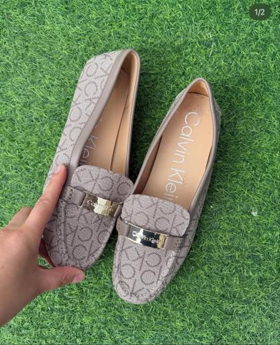 جزمه كيلفن مقاس ٤٠ لون فيراني سقنتشر