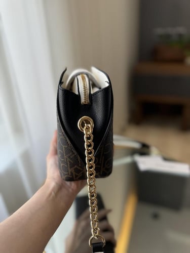 شنطه كيلفن كلاين