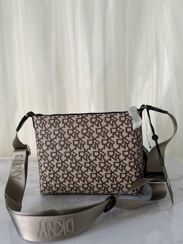 شنطه دكني سقنتشر مع محفظه في الاستراب