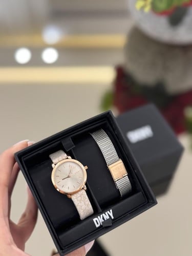 ساعه دكني بسيرين مختلفه