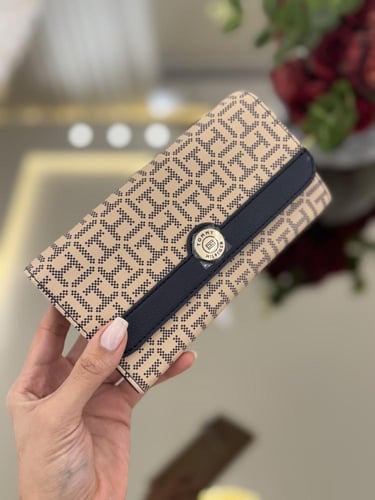 محفظه تومي اصلي