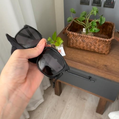 نظاره كيلفن كلاين الرجاليه لون اسود