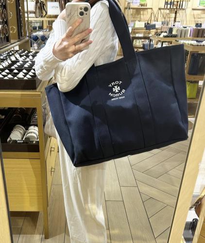 شنطه tote توري بورش لون كحلي