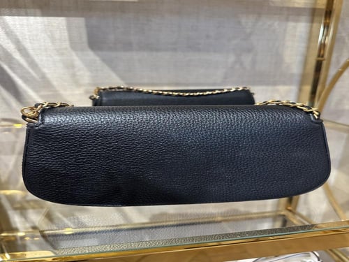 شنطه توري اسود