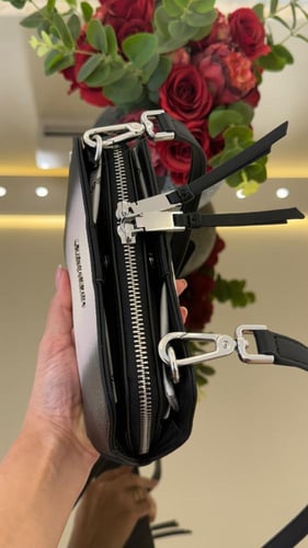 شنطه كيلفن كلاين اومبريه صغيره يوميه