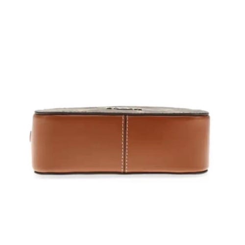 شنطه كوتش حجم صغير كروس بدي