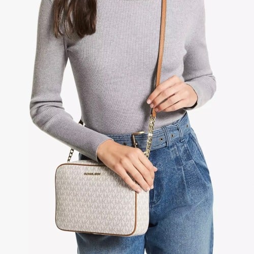 شنطه مايكل كورس شكل مربع كروس بدي