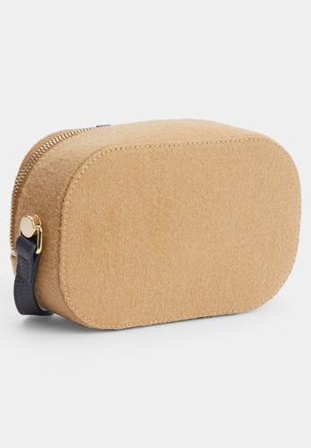 شنطه تومي حجم صغير اصدار حديث