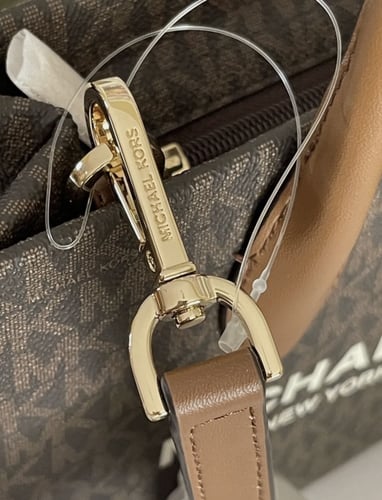 حقيبة مايكل كورس