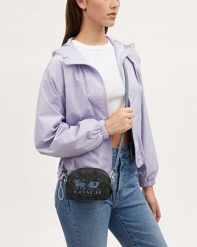 شنطه كوتش اليوميه صغيره الحجم