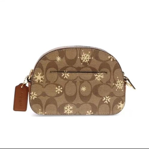 شنطه كوتش حجم صغير كروس بدي