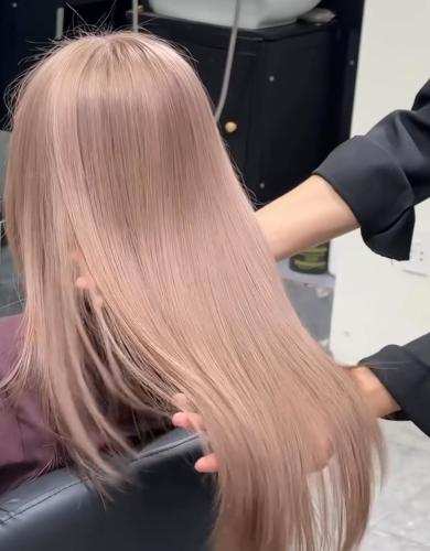 صبغة شعر لون بيج رمادي فاتح 100ملي تغطي الشيب 100‎...