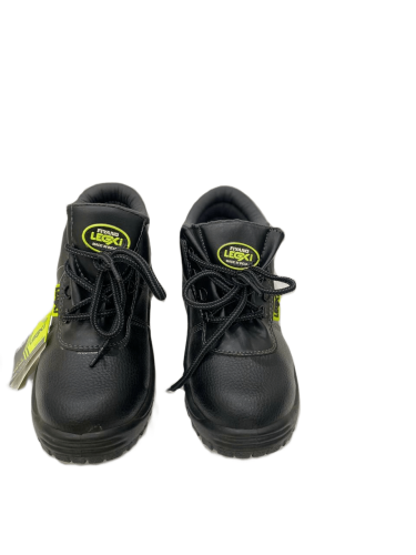 حذاء سيفتي اسود