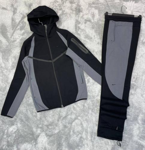 Tech Fleece Pro Windrunner