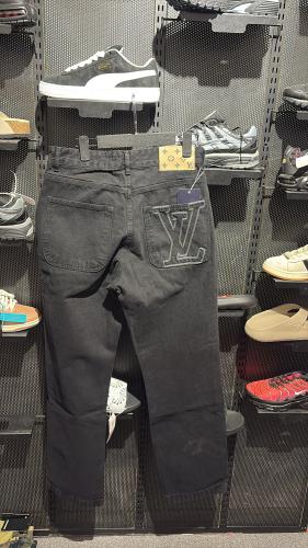 LV SHORT