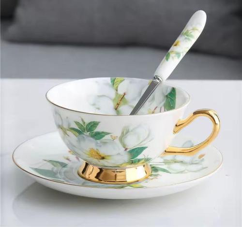Ceramic cup with plate and spoon 200 ml