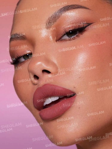 أحمر شفاه "داينامات بوم" مطفي يدوم طويلا - درجة ري...