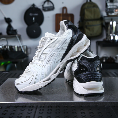 Asics Gel Kayano 14
