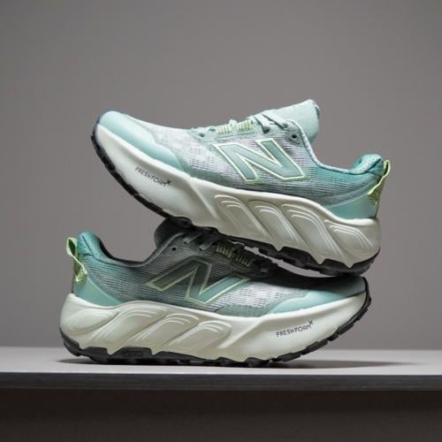 New Balance Hierro V9 Women