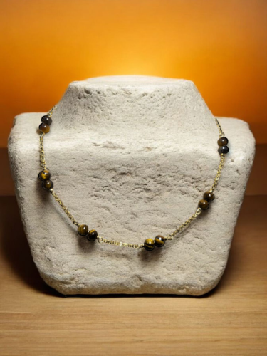 سلسلة مطلية من حجر عين النمر الطبيعي الجميل