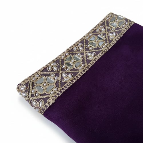 ثوب شمواه بنفسجي دافئ مزين بكلفة من قطع المرايا