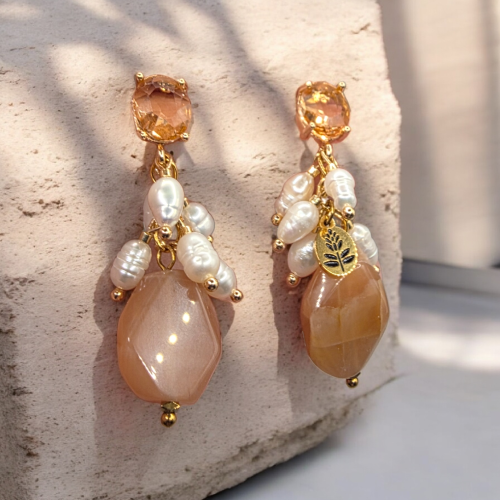 اقراط مطلية ومميزة من حجر الشمس واللؤلؤ الزراعى ال...