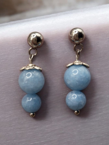 اقراط ناعمة من حجر الاكوامارين