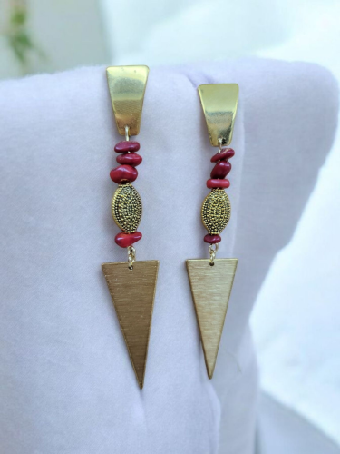 اقراط جميلة من المرجان الطبيعي