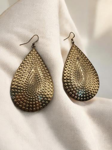 اقراط انتيك Vintage نحاسية كبيرة ومميزة، عمر القطع...
