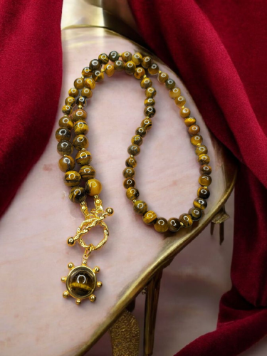 قلادة راقية للارتداء اليومي من حجر عين النمر الطبي...