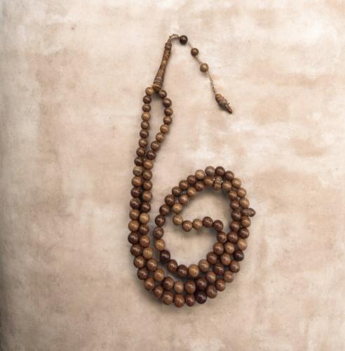 سبحة انتيك جميلة من خشب الكوك الطبيعي، مقاس الحبة...