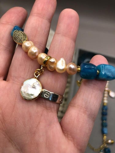 اسورة باللؤلؤ الزراعي الطبيعي مع حجر الاباتيت الطب...