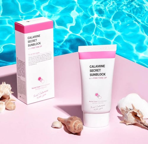 كي سيكرت واقي الشمس كالامين سيكرت مع لون وردي بعام...