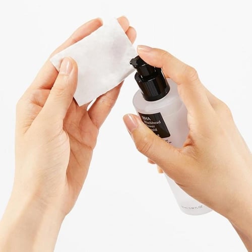 بخاخ سائل بحمض بيتا هيدروكسي للرؤوس السوداء من كوس...