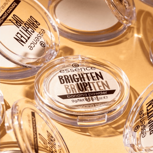 بودرة تثبيت مضغوطة برايتن أب من ايسنس Banana