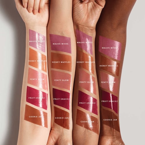 قلوس ملمع ومكبر شفاه بومب كريم من فنتي بيوتي - 02...