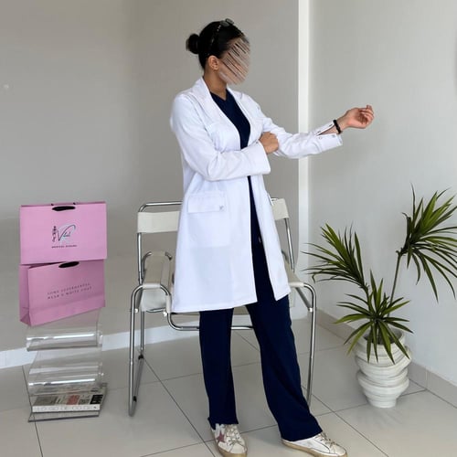 Elite lab coat