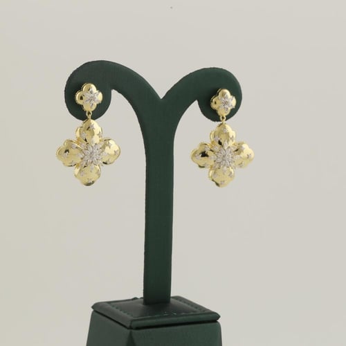 نصف طقم ذهب مميز انيق لماع - عيار 18