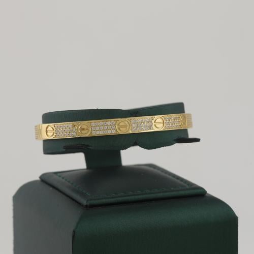 اسوارة ذهب واقف لماعة بنقش بسيط ملفتة - عيار 18