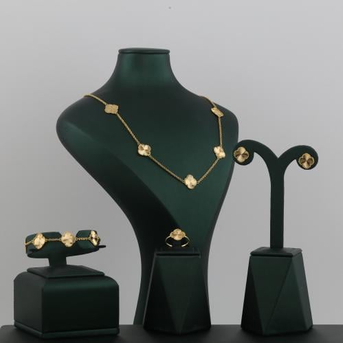 طقم ذهب مبروم ورود - عيار 21