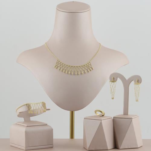 طقم ذهب - عيار 18