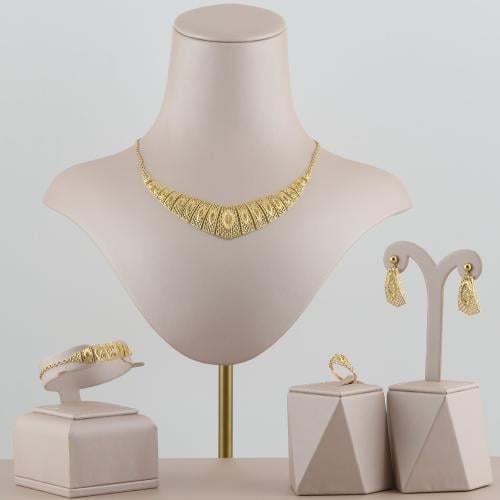 طقم ذهب - عيار 21