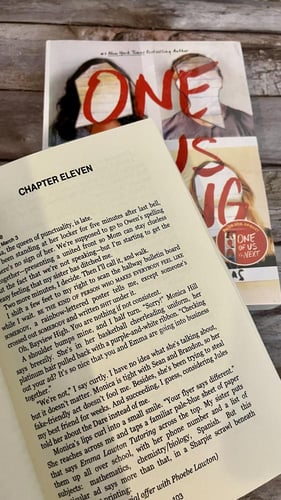 Karen M. McManus 2-Book -One of Us Is Lying and On...