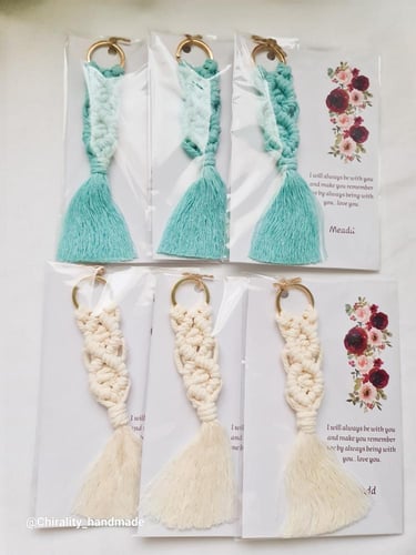 ميدالية توزيعات للعيد مع التغليف (الحبة)