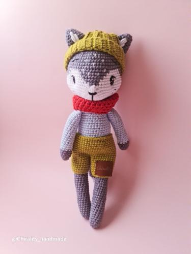 دمية ذئب كروشية